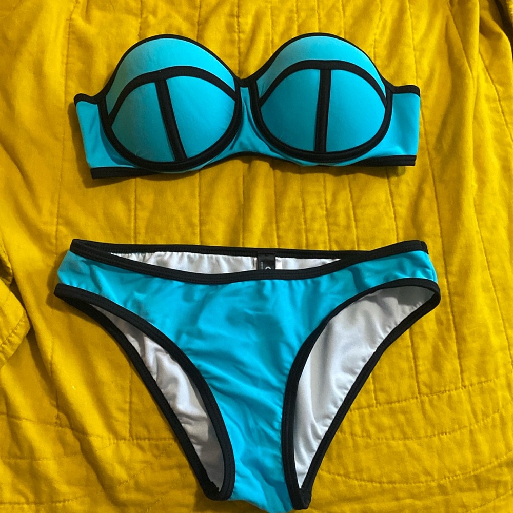 BIKINI